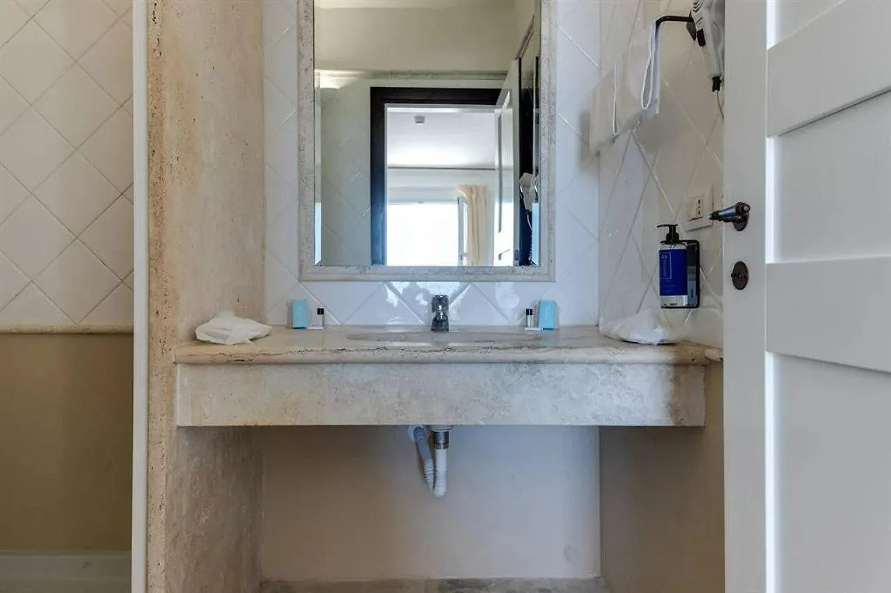 Smy Sighientu Thalasso And Spa Sardegna Quartu SantʼElena Hotel